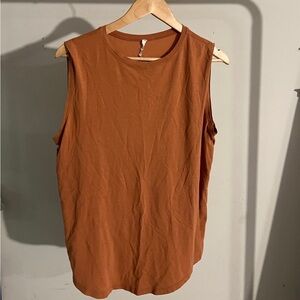 Lululemon burnt orange tank